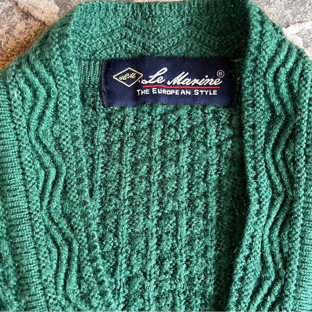 Le Marine Green Knitted Women's Sweater Vest - Picture 10 of 10